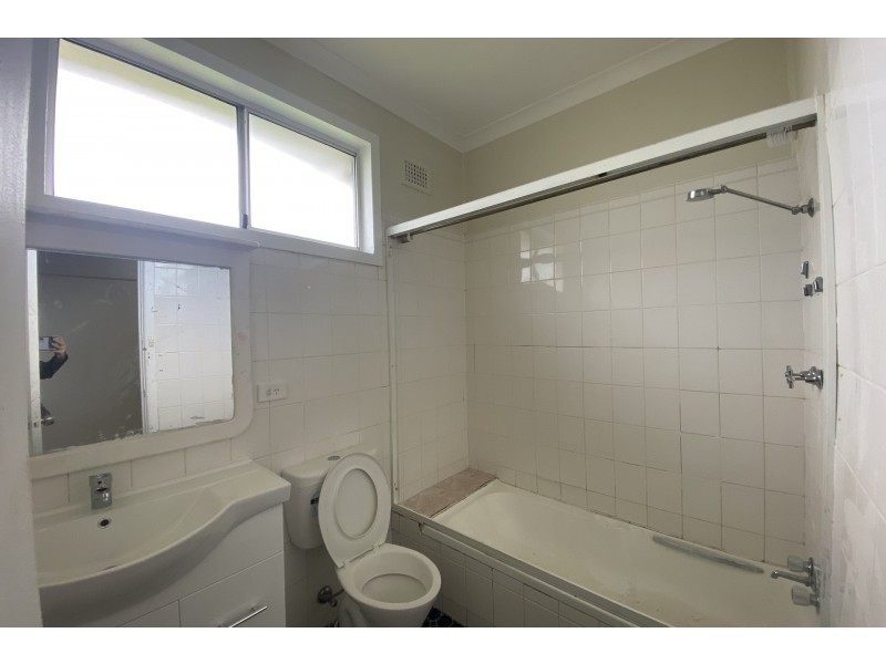 87 Military Road, Guildford NSW 2161