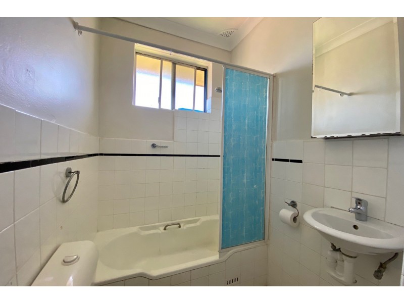 4/43 Manchester Street, Merrylands NSW 2160