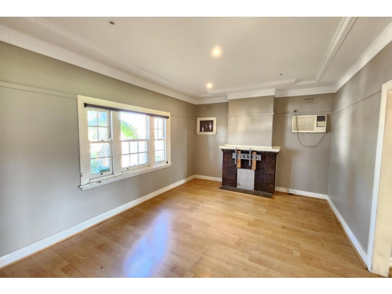 27 Claremont Street, Merrylands NSW 2160