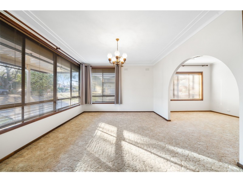 5 Lough Avenue, Guildford NSW 2161