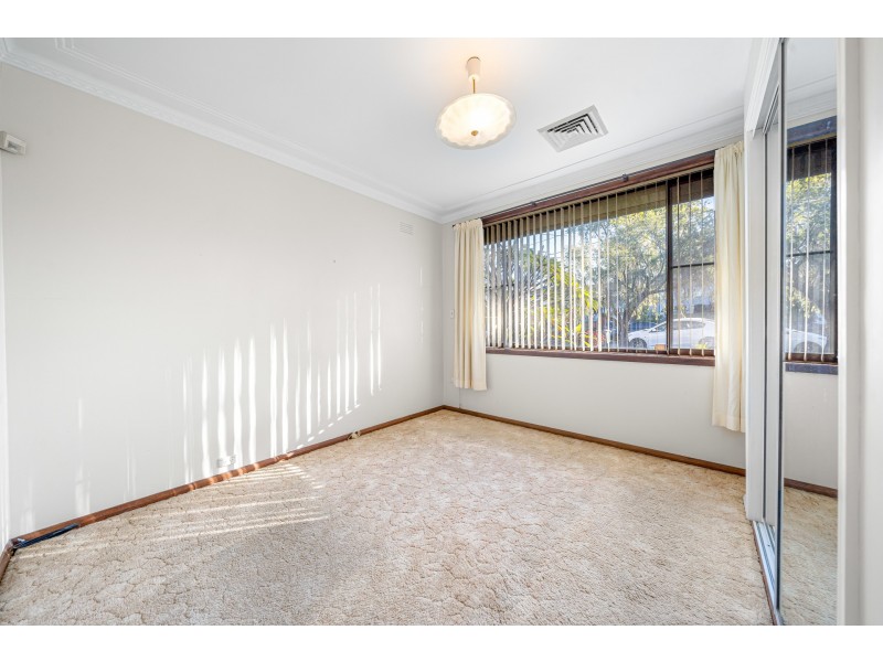 5 Lough Avenue, Guildford NSW 2161