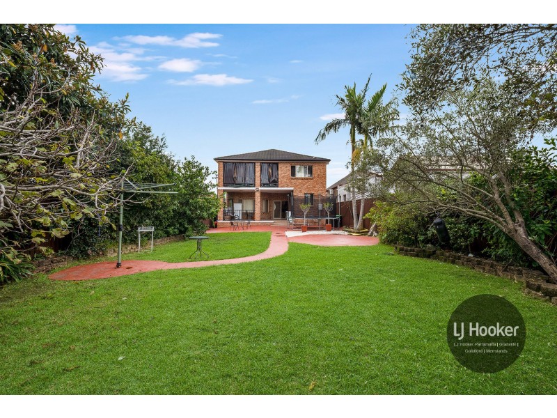 12 Broughton Street, Guildford NSW 2161