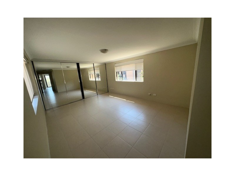 1/66-68 Gordon Avenue, Granville NSW 2142