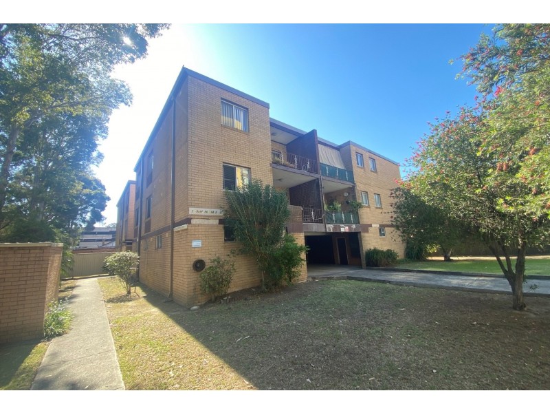 1/1 Burford Street, Merrylands NSW 2160
