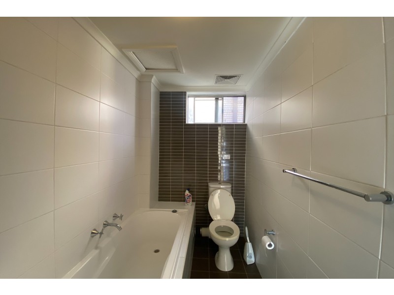 1/1 Burford Street, Merrylands NSW 2160