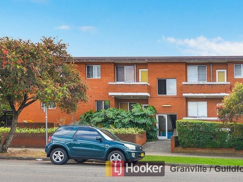 2/26 Hutchinson Street, Granville NSW 2142