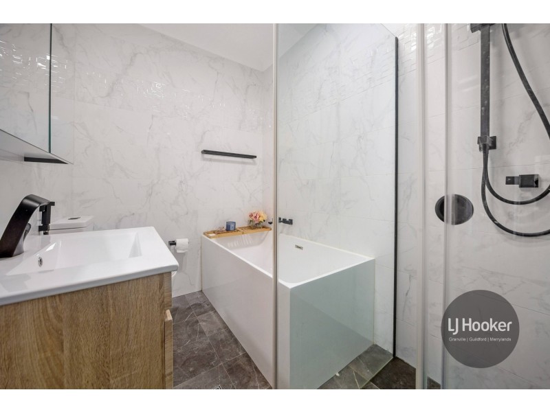 3/239-241 Excelsior Street, Guildford NSW 2161