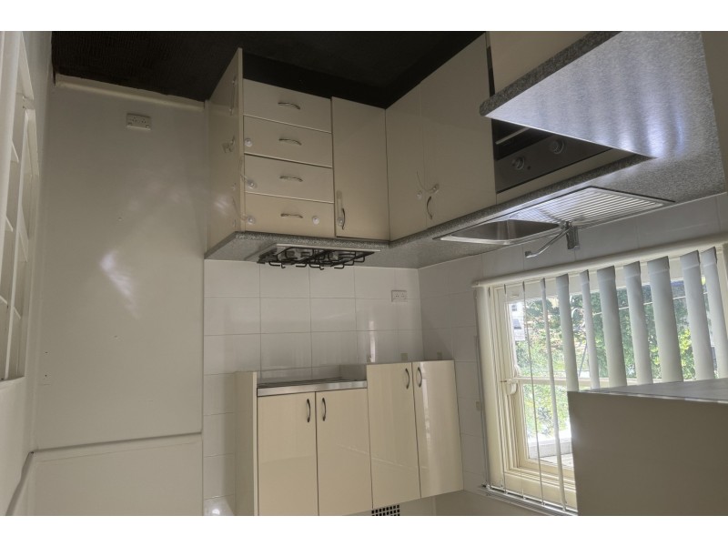 77 Queen Street, Guildford NSW 2161