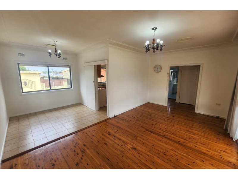 114 Fairfield Road, Guildford NSW 2161