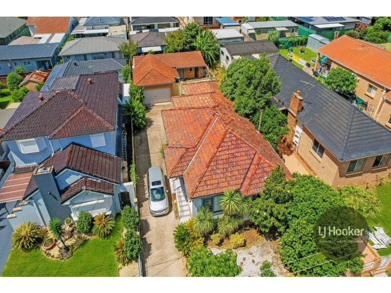 209 Robertson Street, Guildford NSW 2161