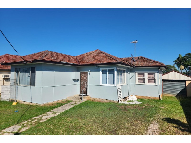 5 Linwood Street, Guildford NSW 2161