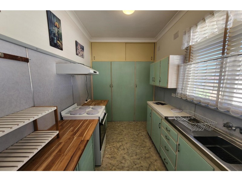 5 Linwood Street, Guildford NSW 2161