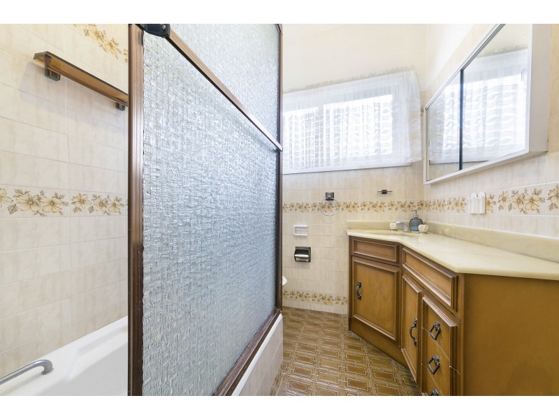 5 Nowra Street, Merrylands NSW 2160