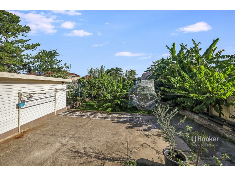 18 Robertson Street, Guildford NSW 2161