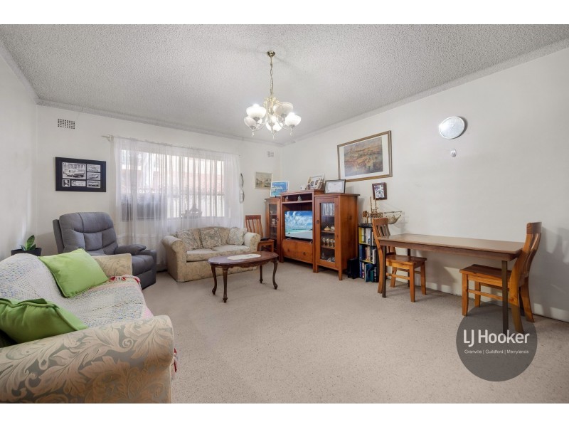 2/8 Calliope Street, Guildford NSW 2161