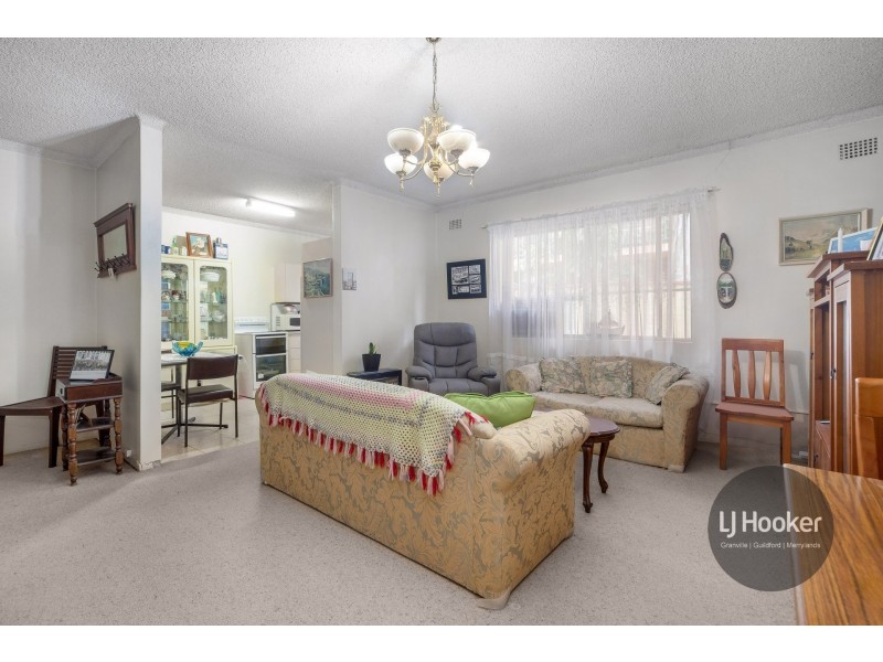 2/8 Calliope Street, Guildford NSW 2161