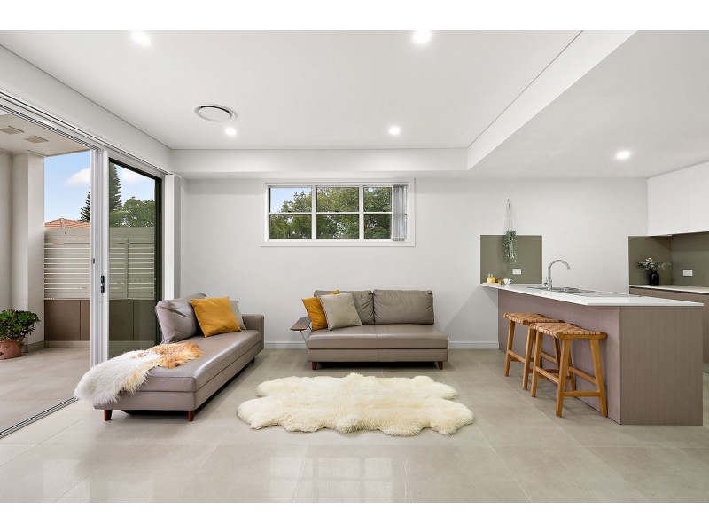 6/33 Louis Street, Granville NSW 2142