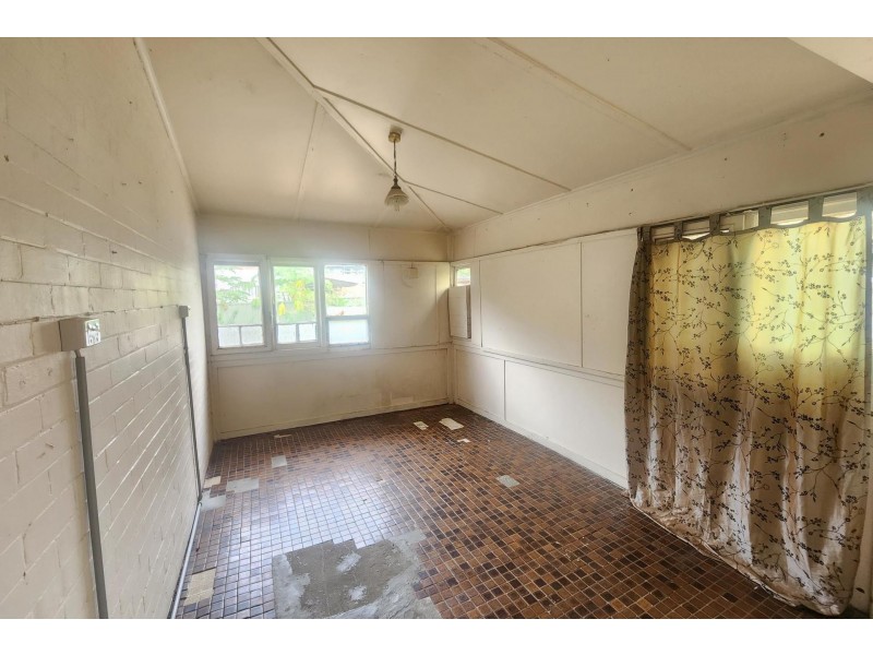 10 Albion Avenue, Merrylands NSW 2160