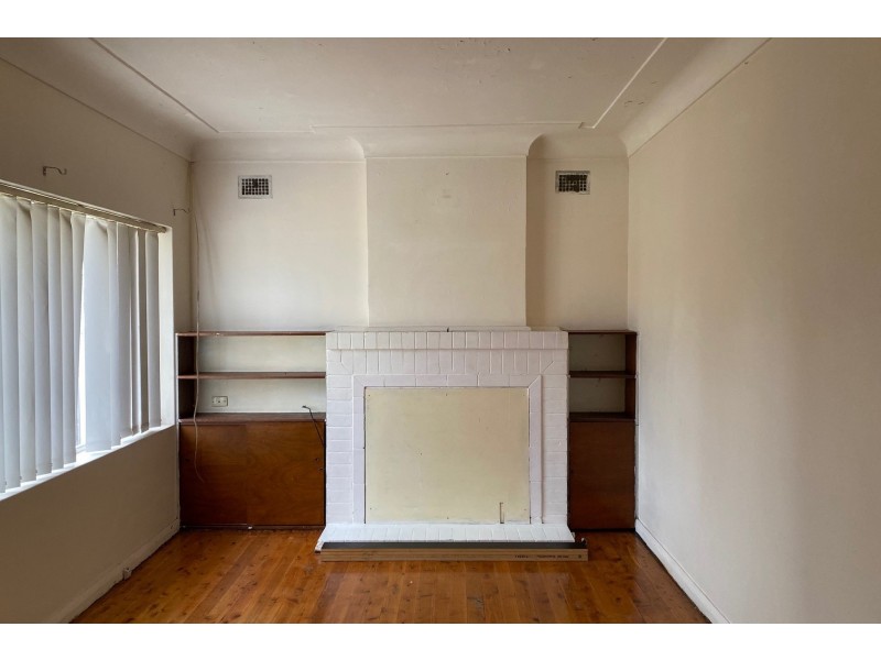 8 Montgomery Street, Granville NSW 2142