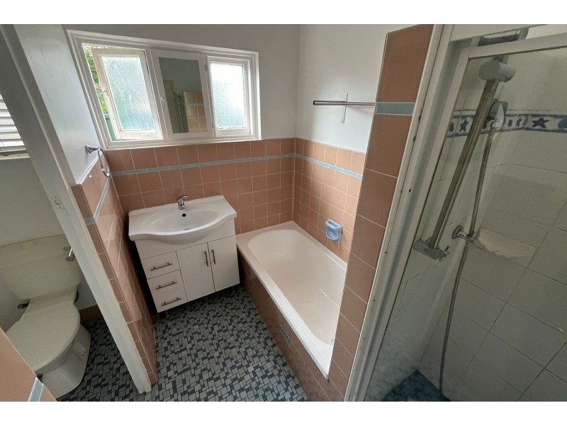 2/100 Merrylands Road, Merrylands NSW 2160