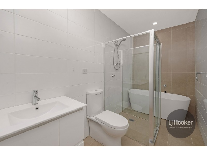 1/33 Louis Street, Granville NSW 2142