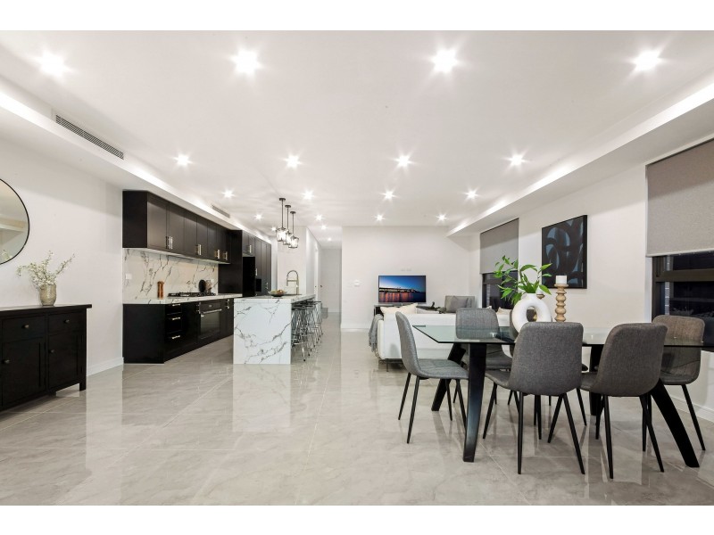 15 Chiltern Road, Guildford NSW 2161