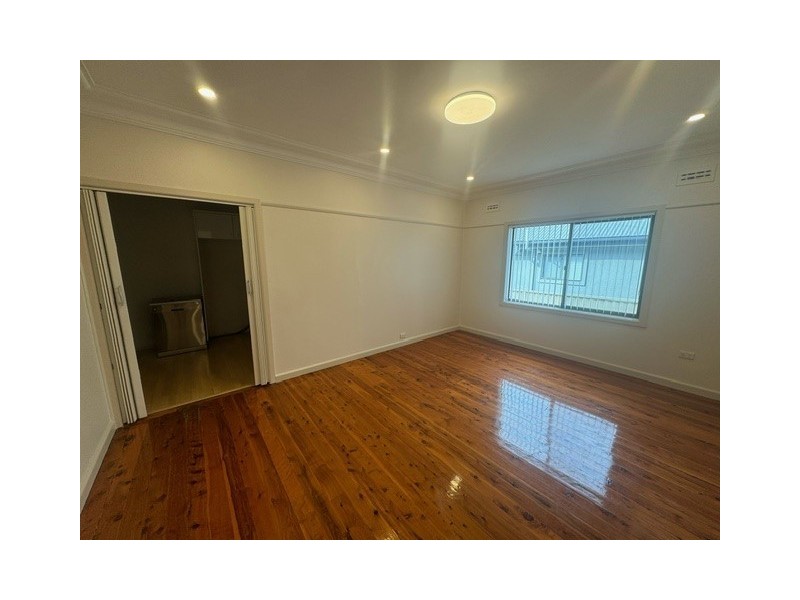 27 Warialda Street, Merrylands NSW 2160