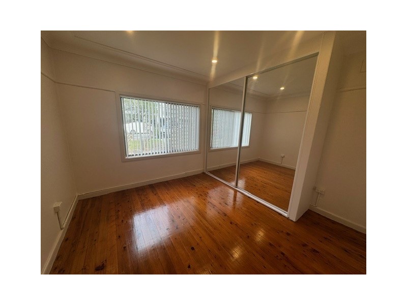 27 Warialda Street, Merrylands NSW 2160