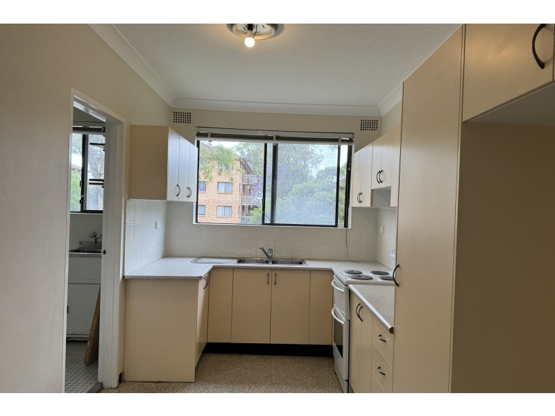1/4-8 Arthur Street, Merrylands NSW 2160