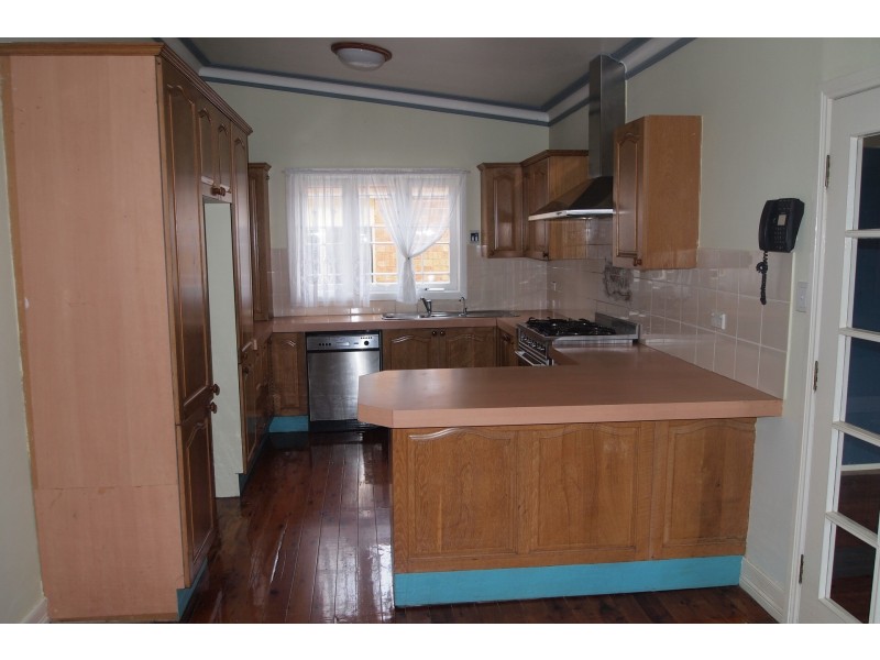 93 The Avenue, Granville NSW 2142