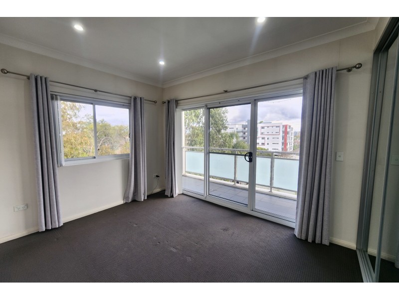 25/24 Smythe Street, Merrylands NSW 2160