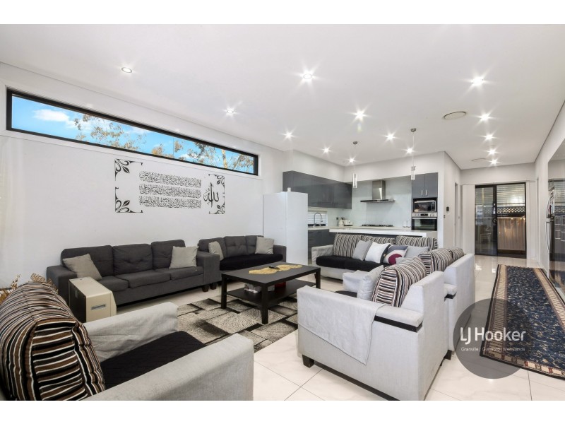 8 Ashby Street, Guildford NSW 2161