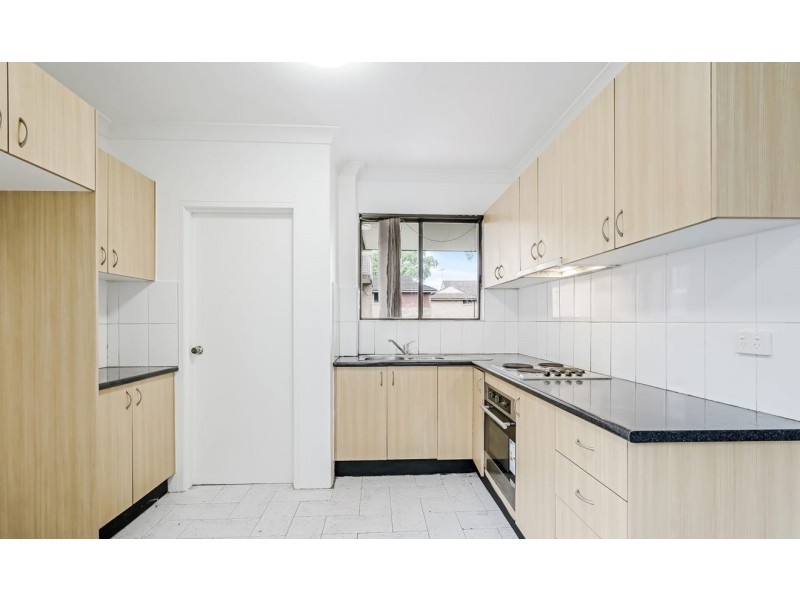28/11 Louis Street, Granville NSW 2142