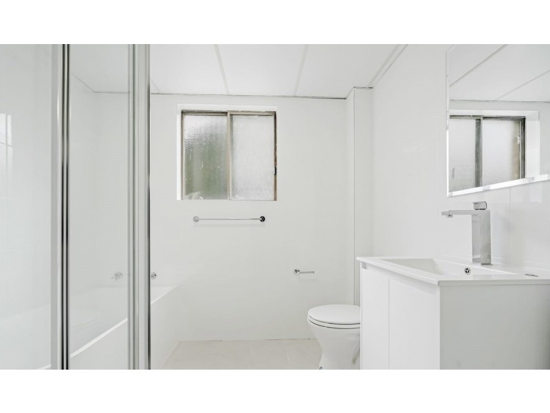 28/11 Louis Street, Granville NSW 2142