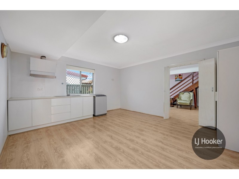 2/120 Railway Terrace, Merrylands NSW 2160