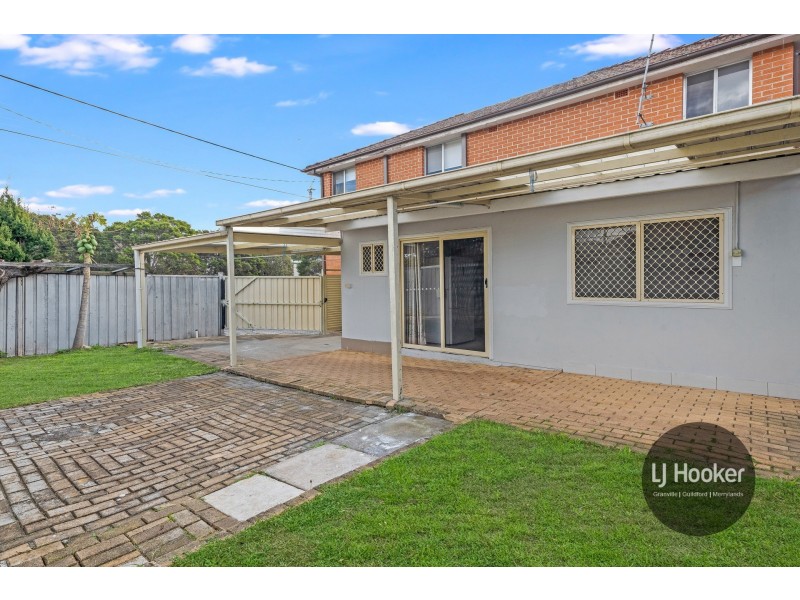 2/120 Railway Terrace, Merrylands NSW 2160