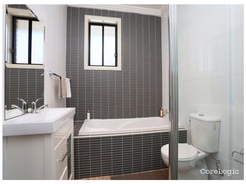 1/6-8 Wynyard Street, Guildford NSW 2161