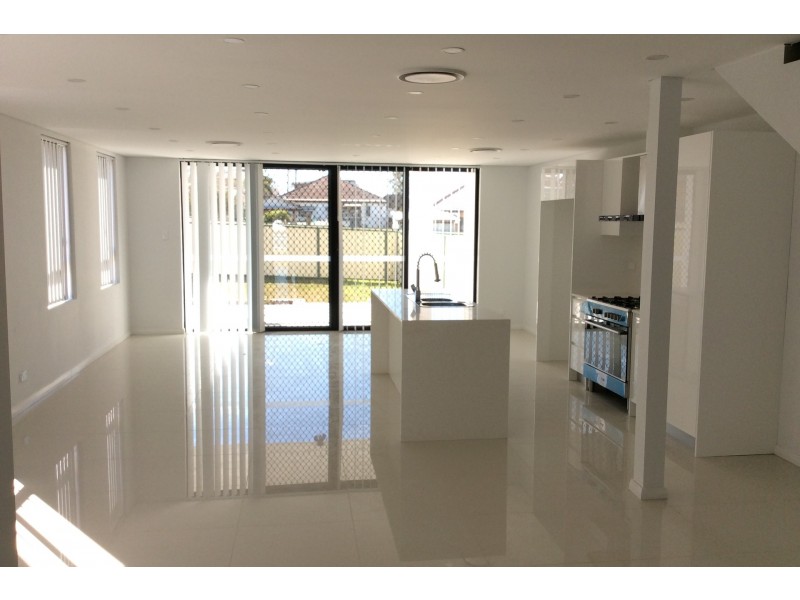 21a Crossland Street, Merrylands NSW 2160