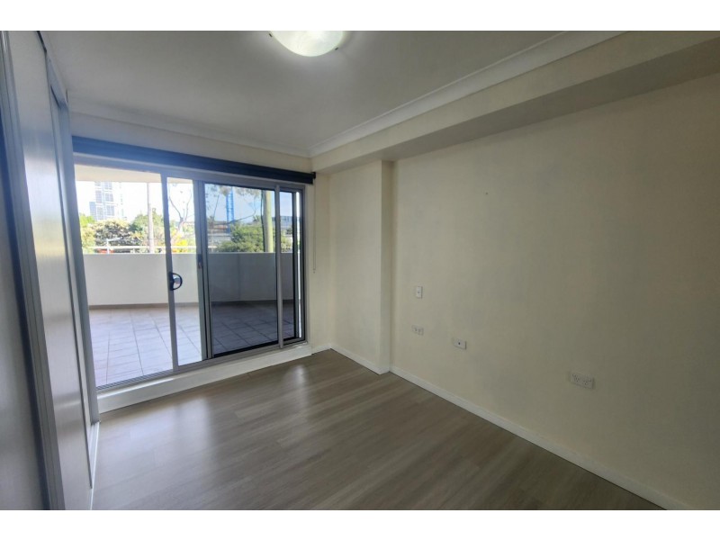 7/102-106 Railway Terrace, Merrylands NSW 2160