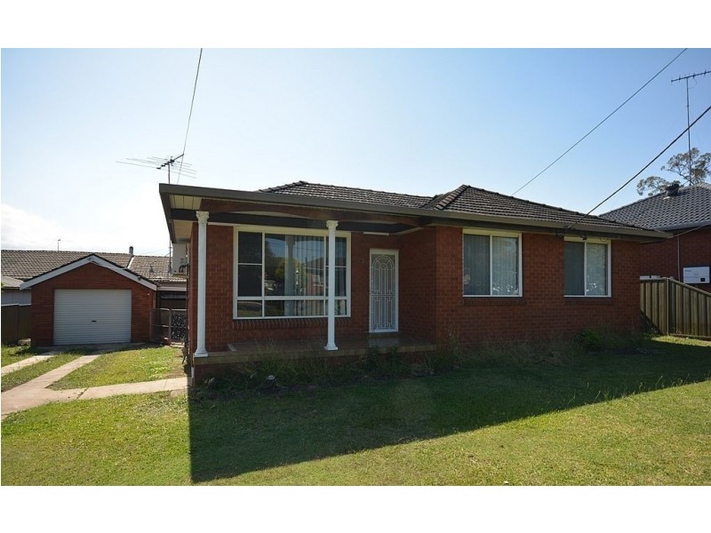 12 Karani Avenue, Guildford NSW 2161