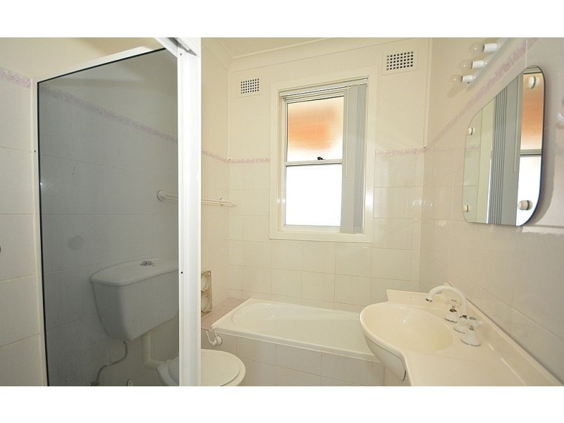 12 Karani Avenue, Guildford NSW 2161