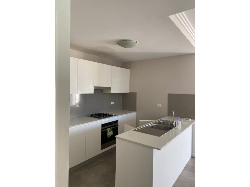 2/35 Enid Avenue, Granville NSW 2142