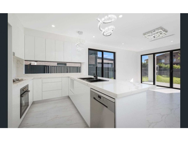 9A Mons Street, South Granville NSW 2142