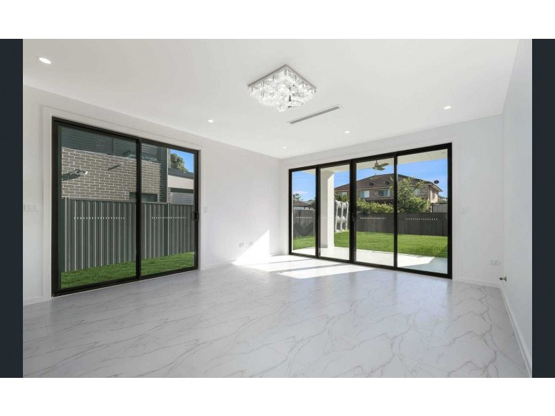 9A Mons Street, South Granville NSW 2142