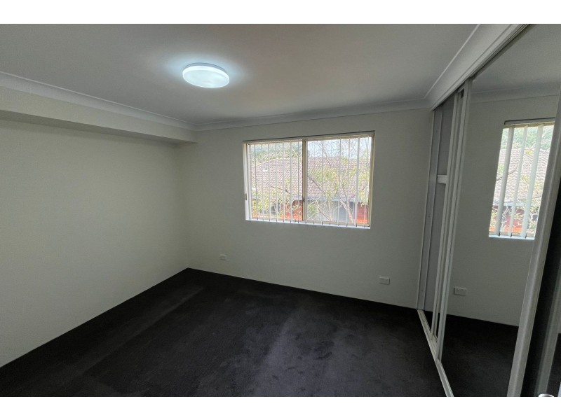 8/120 Railway Street, Granville NSW 2142