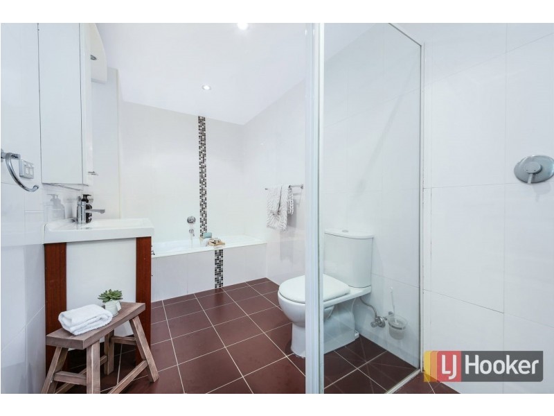 35/28 Brickworks Drive, Holroyd NSW 2142