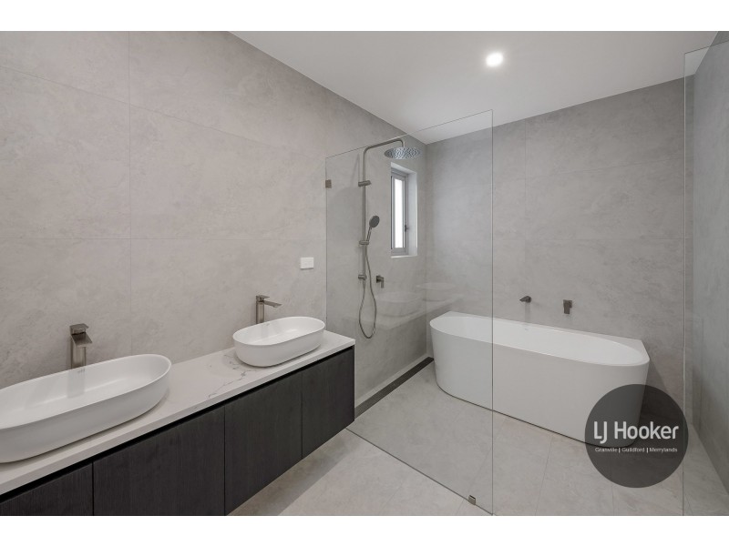 5 Essex Street, Guildford NSW 2161