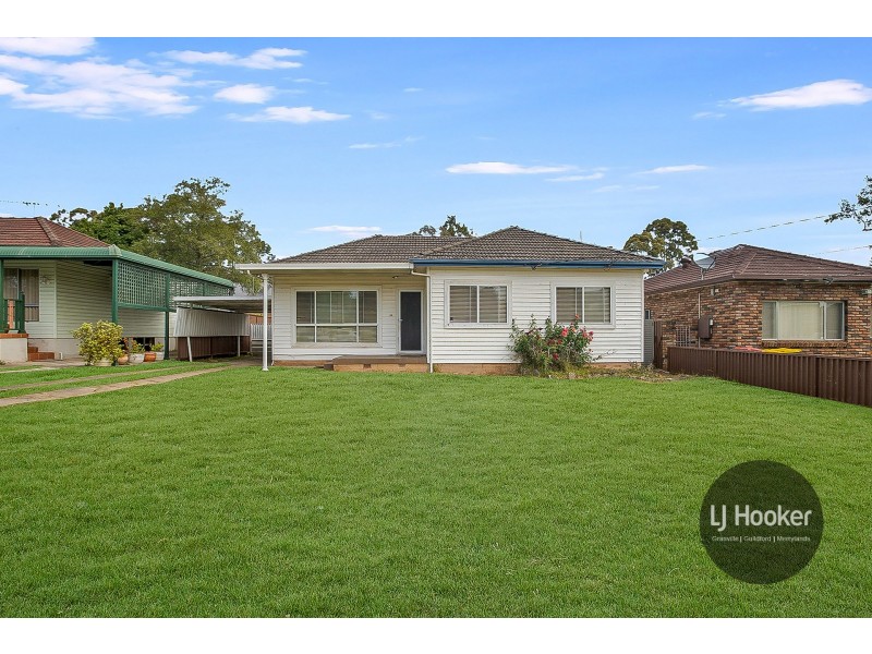 8 Iris Street, Guildford NSW 2161