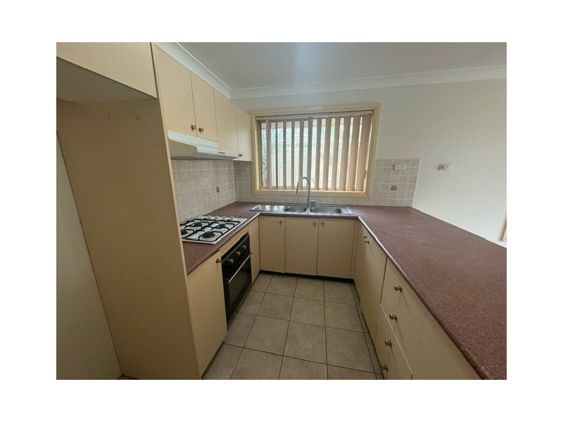 1/2 Mccredie Road, Guildford NSW 2161