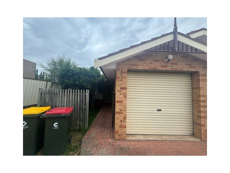 1/2 Mccredie Road, Guildford NSW 2161